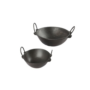 Kadai de hierro de dos tamaños diferentes para accesorios de cocina Kadai de cocina de forma redonda de calidad superior a baja velocidad - Product Image 1