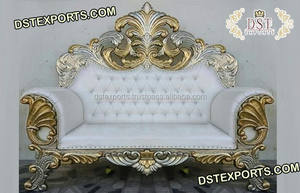 โซฟาแต่งงานสุดหรู สีขาวทองสไตล์อิตาลี ออกแบบโดยดีไซเนอร์ สำหรับงานแต่งงาน โซฟาทรงยาวแบบราชวงศ์ แกะสลักอย่างมีสไตล์ สำหรับตกแต่งงานอีเว้นท์ในออสเตรเลีย - Product Image 6