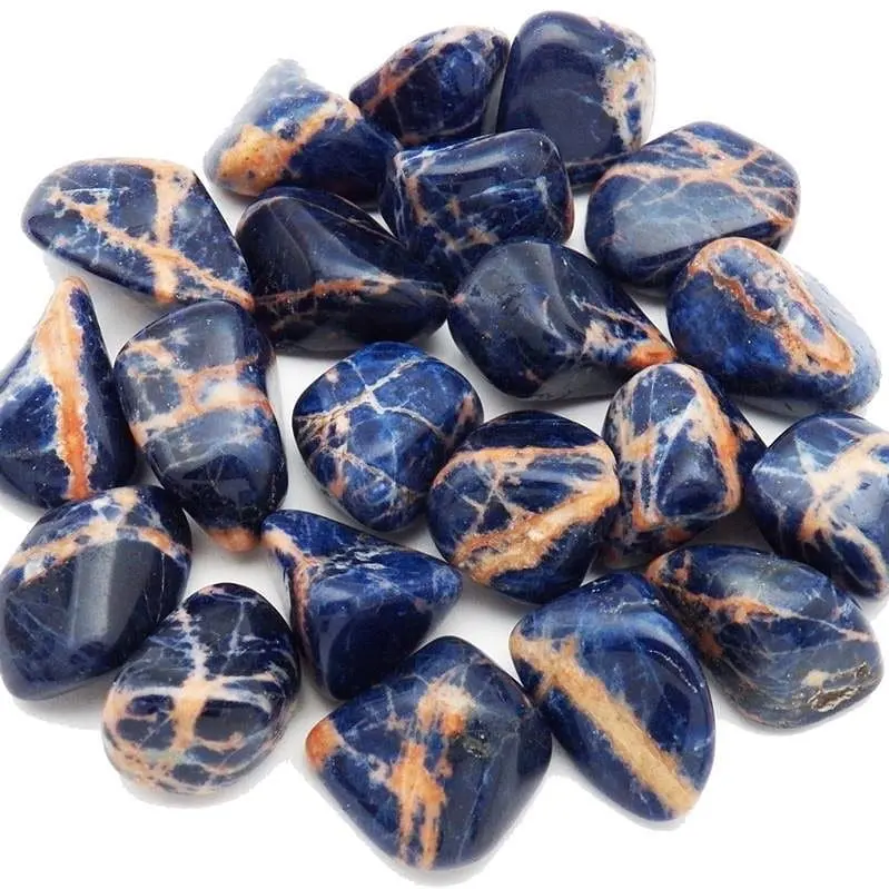 Vente en gros de pierre naturelle d'agate Sodalite de meilleure qualité Pierre dégringolée Cristal énergie polie Pierre de guérison