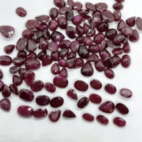 Lalas Kommerzielle Qualität Natürlicher Afrikanischer Rubin Loser Edelstein 5x7-8x10mm Dunkelrot Oval/Perlenförmiger Schliff Hitzebehandelt Schmuckherstellung 500 Karat