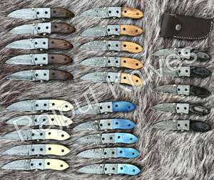 Couteau pliant, fait à la main, damas à serrure intérieure, 2019 - Product Image 1