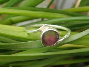 แหวนเงินสเตอร์ลิง925ใส่ได้ทั้งชายและหญิงวินเทจประดับพลอยทัวร์มาลีนธรรมชาติสำหรับงานปาร์ตี้และวันครบรอบ - Product Image 3