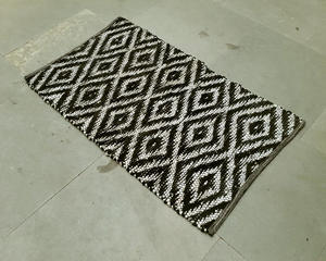 Alfombra Dhurrie tejida plana de cuero natural genuino hecha a mano Reversible precio de fábrica al por mayor - Product Image 2