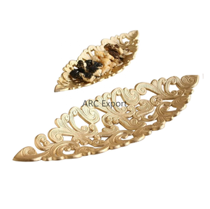 Juego de 2 bandejas antiguas para servir comida de diferentes tamaños hechas de bandejas de metal para servir platos de comida y bandejas para uso en restaurantes de hoteles - Product Image 5