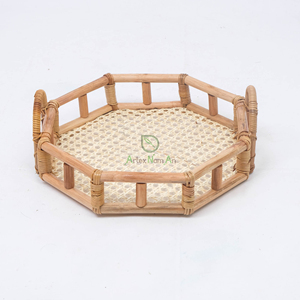Plateau de service à tissage ouvert en rotin rond naturel fait à la main Plateau de tissage en rotin décoratif - Product Image 6