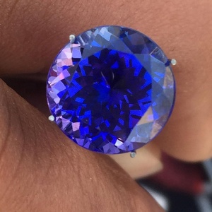 Pierre précieuse tanzanite de qualité supérieure naturelle, grade AAA+, forme ronde, certifiée IGI, coupe excellente, lot par Sadiya International - Product Image 2