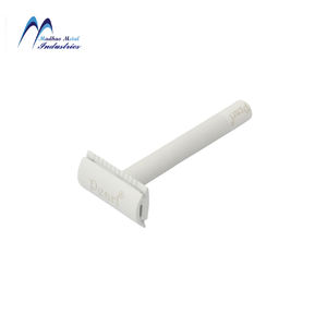 Rasoir de sécurité à double tranchant réglable personnalisé Pearl Factory pour hommes avec manche en laiton et lames en acier inoxydable pour le visage et le corps - Product Image 1