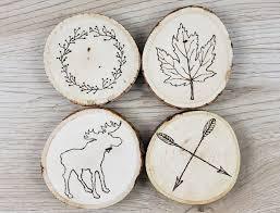 KSN Lot de 4 sous-verres ronds en bois écologiques Ustensiles de cuisine personnalisables avec support pour la cuisine - Product Image 2