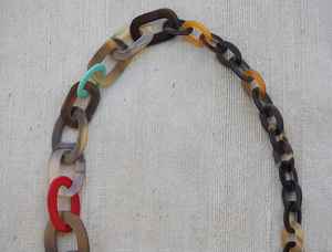 ชุดเครื่องประดับแบบโซ่ลายศาสนาสำหรับผู้หญิง สไตล์คลาสสิกแบบแตร ผลิตโดยผู้ผลิตและผู้ส่งออก เหมาะสำหรับงานแต่งงาน งานหมั้น งานเลี้ยง และเป็นของขวัญ - Product Image 3