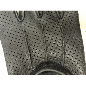 Gants de vélo unisexes mi-doigts en cuir de chèvre de haute qualité, respirants, imperméables, compatibles avec les écrans tactiles, fermeture auto-agrippante - Product Image 4
