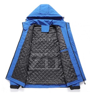 Veste Softshell Homme Hiver Écologique Légère Coupe-Vent Imperméable à Capuche Neuve en Tissu Canvas pour Activités de Plein Air - Product Image 2