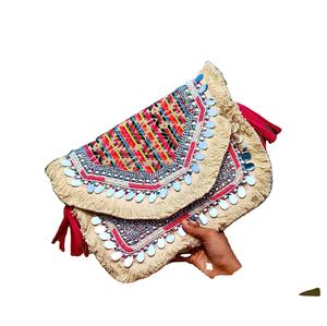 Femmes de luxe en métal pochette enveloppe sac à main mariage résine sacs de soirée avec broderie décoration en gros Guru Kirpa Export - Product Image 1