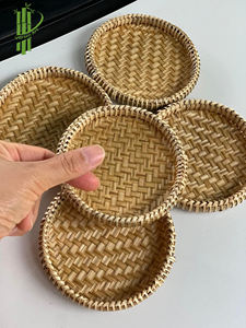 Vente en gros de plateau en bambou fait main plateau de service rond en rotin pour cuisine et salon plateau de rangement décoratif à un niveau - Product Image 3