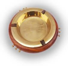 Cendrier élégant et brillant de haute qualité fabriqué avec du laiton massif, origine indienne, cm - Product Image 2