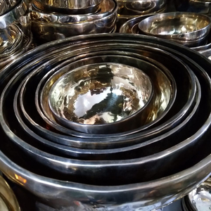 Bols chantants faits à la main à sept chakras Cadeaux de nouveauté - Product Image 1