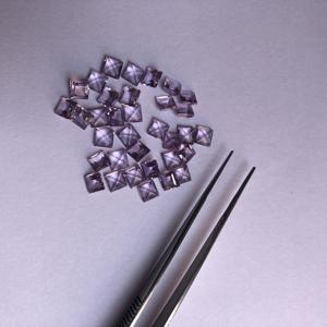 Pierre d'améthyste naturelle de 5mm coupe carrée pierre précieuse en vrac à facettes pour la fabrication de bijoux collier bague boucle d'oreille pendentif du fabricant - Product Image 2