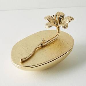 Vela de Metal dorado de aluminio para el hogar, tarro de vela cónico con tapa y flor, con mango, nuevo diseño - Product Image 1