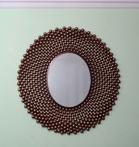 Hot Vantage Moderne Fantaisie Luxe Qualité supérieure Unique Rond fantaisie miroir fantaisie fer chaud look designer miroir mural pour un usage domestique - Product Image 5
