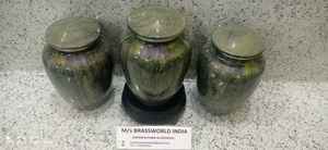 Urna de cremación de aluminio con acabado de mármol de alta calidad fabricada por Brassworld India Funeral Supplies - Product Image 4