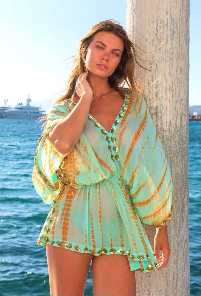 สีเขียว