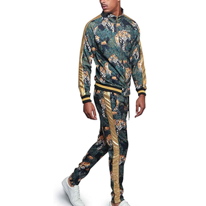 Chándal para correr personalizado para hombre-Sudadera con capucha elástica y pantalones de chándal con pantalones Cargo Hecho a pedido Ropa para correr en blanco - Product Image 1