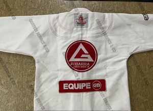 White Gracie Barra Jiu Jitsu Gi ที่มีคุณภาพสูงการออกแบบและแพทช์ที่กำหนดเองทำบราซิล Jiu Jitsu กิโมโนด้วยโลโก้แบรนด์ - Product Image 4