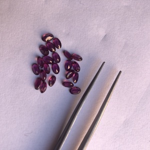 4mm 5mm grenat rhodolite naturel à facettes coupe ovale pierres semi-précieuses en vrac au prix d'usine de gros fabricant en ligne - Product Image 2