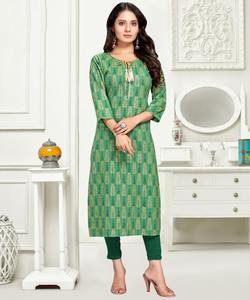 Robe Anarkali longue en lin, de couleur jaune, avec des broderies lourdes, pour femmes indiennes, conçue par des designers, pour les occasions spéciales, fabriquée à Surat. - Product Image 1