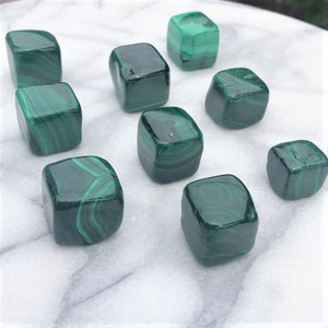 Bloc et cube de malachite verte polie, pierre précieuse naturelle, décoration 25-30 mm - Product Image 4
