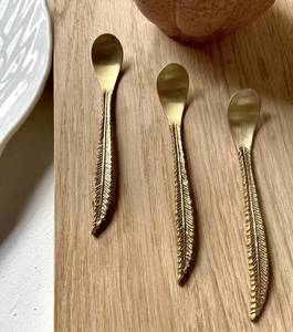 Cuillère de mariage en acier inoxydable couleur or rose avec poignée en nacre de l'Inde Ustensiles de cuisine idéaux Vaisselle d'hôtel Accessoire de table - Product Image 5