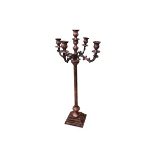 Nuevo DISEÑO DE LLEGADA Candelabros de lujo Soporte de vela de 5 brazos Cena de hotel Decoración de mesa Soporte de luz de vela a bajo precio