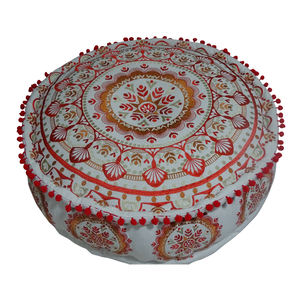 Malani Impex Inc 2023 verano estilo moderno redondo Mandala otomano PUF pompón tela diseñador de interiores decoración del hogar por fabricante - Product Image 1