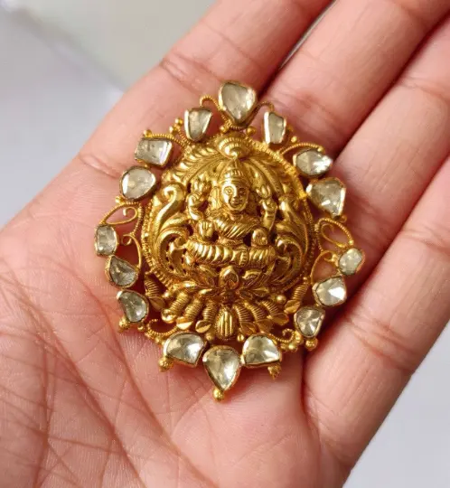 Colgante Vintage de oro sólido hecho a mano para mujer, 22k, oro amarillo sólido, Laxmi, diosa, Polki, diamante, Kundan
