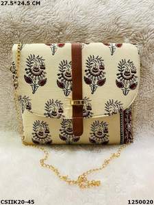 Sac de soirée élégant en coton Ikkat de Craftstages International, 27,5*24,5 CM - Product Image 5