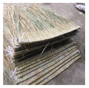 Techo de paja de hoja de palma // Sra. Beatrix - Product Image 1