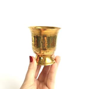 Gobelet STANDARD en laiton doré entièrement gravé/calice fournitures d'église cuivworld inde - Product Image 2