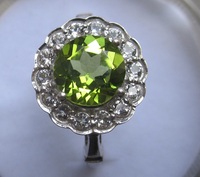 Élégante bague vintage en or blanc 14 carats avec serti griffe et pierre péridot – Cadeau idéal pour femme, fiançailles, mariage, anniversaire