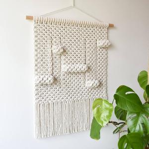 Artículo de Decoración para el Hogar, Artículo Hecho a Mano de Alta Calidad, Tapiz de Macramé Grande, Elegante - Product Image 1