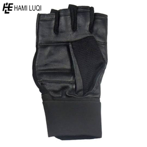 ที่กําหนดเองคุณภาพสูง Unisex ขี่จักรยานหนังระบายอากาศถุงมือยกน้ําหนักครึ่งนิ้วสําหรับการฝึกอบรมกีฬา - Product Image 3