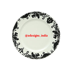 Plateau de service en acier inoxydable martelé forme arrondie assiette de chargement faite à la main indien classique abordable sous assiette - Product Image 3