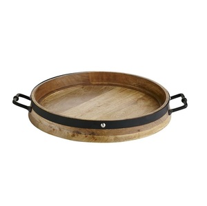 Plateau de service rond en bois à design manga, pour Table de service en bois poli à la main, avec poignée en métal, extracteur - Product Image 1