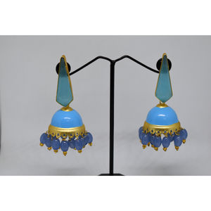 Boucles d'oreilles jhumka en laiton avec finition mate dorée meenakari, traditionnelles, dernières tendances, magnifiques, pour filles et femmes - Product Image 1