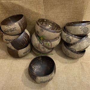 BOL EN COQUE DE NOIX DE COCO ET CUILLÈRE EN BOIS SET ACAI SMOOTHIE BOUDDHA BOL EN NOIX DE COCO FABRIQUÉ AU VIET NAM - Product Image 4