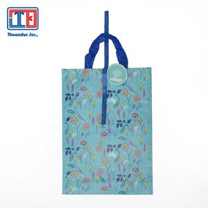 ถุงช้อปปิ้งเก็บความเย็นผ้า PP เคลือบเงาพร้อมโลโก้ในเวียดนาม - Product Image 4