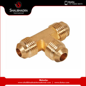 Technique de coulée du fabricant de raccord de tuyau mâle en T en laiton pur haute pression de nouvelle conception - Product Image 5