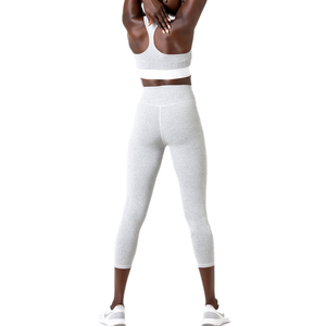 Conjunto deportivo OEM Seamless Yoga White Comfort, bra y leggings para gimnasio, conjunto de leggings y bra con aberturas para mujeres/niñas. - Product Image 4