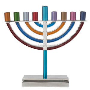 Candelabro de fundición a presión de metal plateado brillante Hanukkah Menorah, candelabro que no se deslustra, sostiene velas de Hanukkah de varios colores - Product Image 4