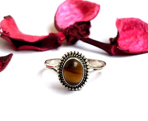 Anillo de declaración de piedras preciosas de ojo de tigre ovalado 6x8 Ajuste de bisel de plata esterlina 925 para aniversario - Product Image 2