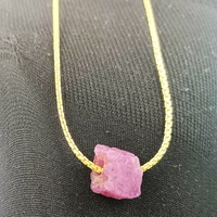 Collier en pierres précieuses brutes de rubis, chaîne à maillons carrés en laiton plaqué or vermeil de 18 pouces, bijoux en laiton plaqué or pour fêtes et mariages