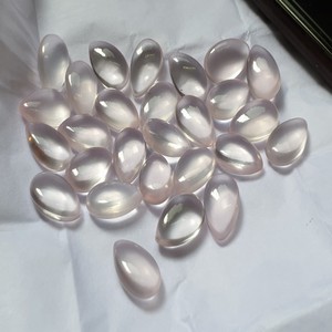 Vente en gros de perles de poire en vrac de qualité AAA Quartz rose naturel rose Pierres précieuses lisses vertes et noires 10x14mm pour la fabrication de bijoux - Product Image 1